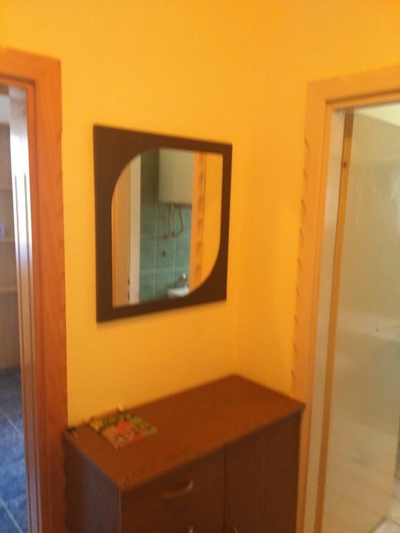 Guest House Antonela スモーヤナク 部屋 写真
